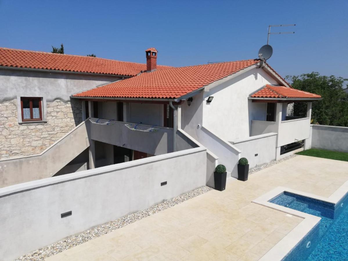 Holiday Home Victoria Πόρετς Εξωτερικό φωτογραφία